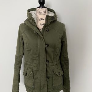 Medium Hollister coat